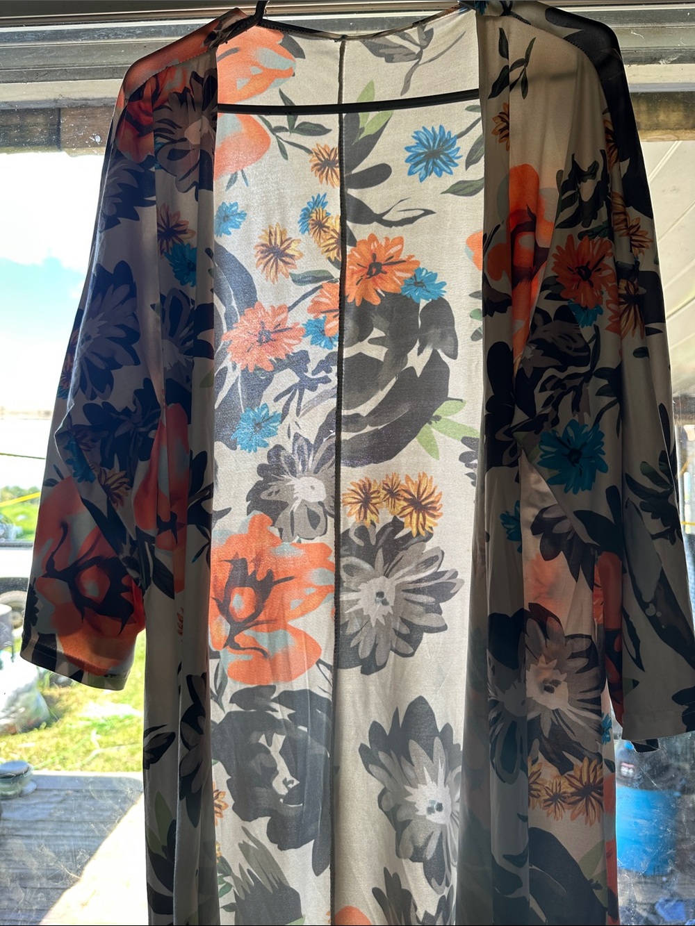 Source Unknown Floral Kimono Robe in White, Orange & Blue